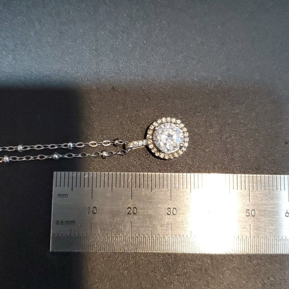 18 Inch 925 Sterling Silver Rustic Halo Gemstone CZ Pendant Necklace - Picture 7 of 8